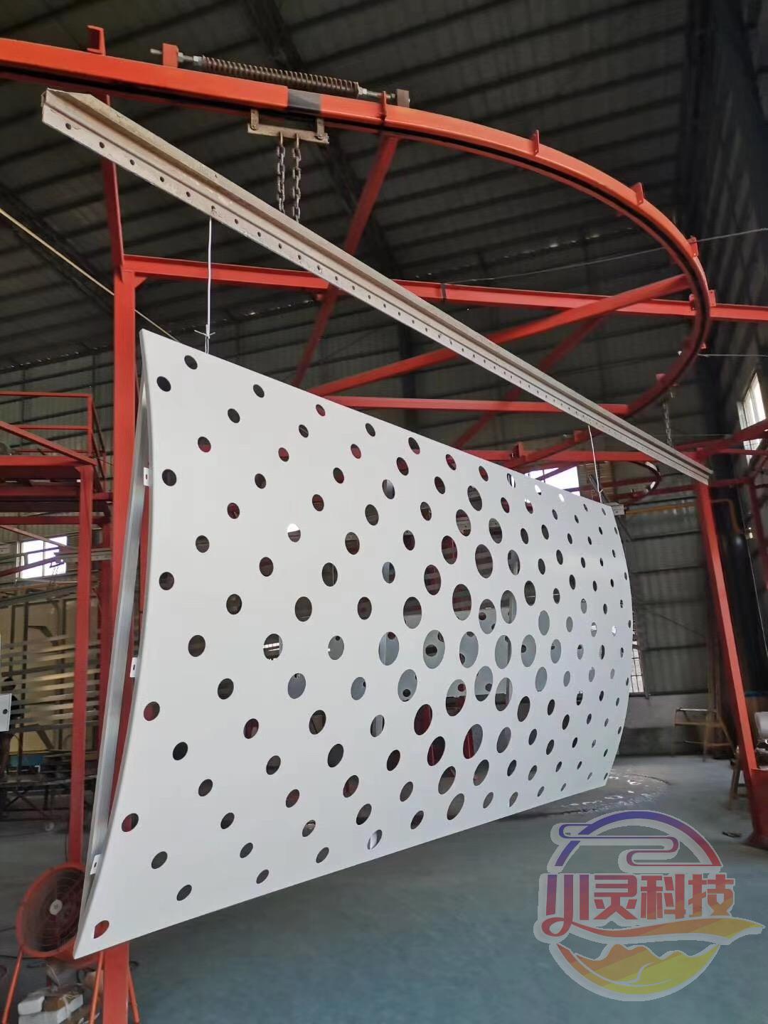 重庆幕墙铝板，<a href=http://www.maisw.cn/ target='_blank'>冲孔板</a>